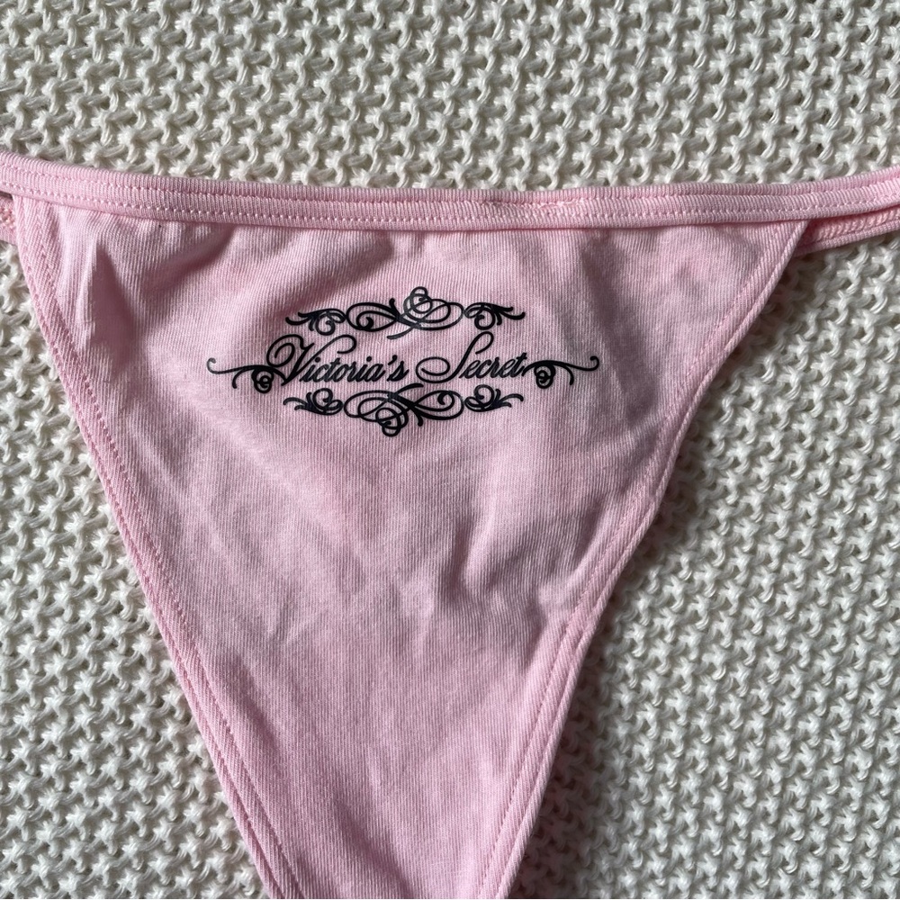 VICTORIA’s SECRET Baby Pink Triangle G-string Thong - Picture 3 of 6